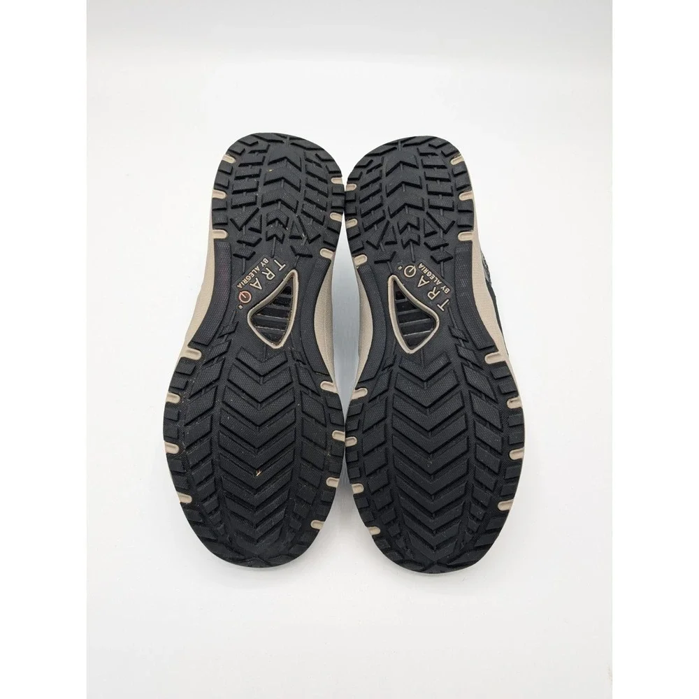 Traq By Alegria‎ Walking Shoes Womens 38, 8/8.5 Multi-Colored Fabric